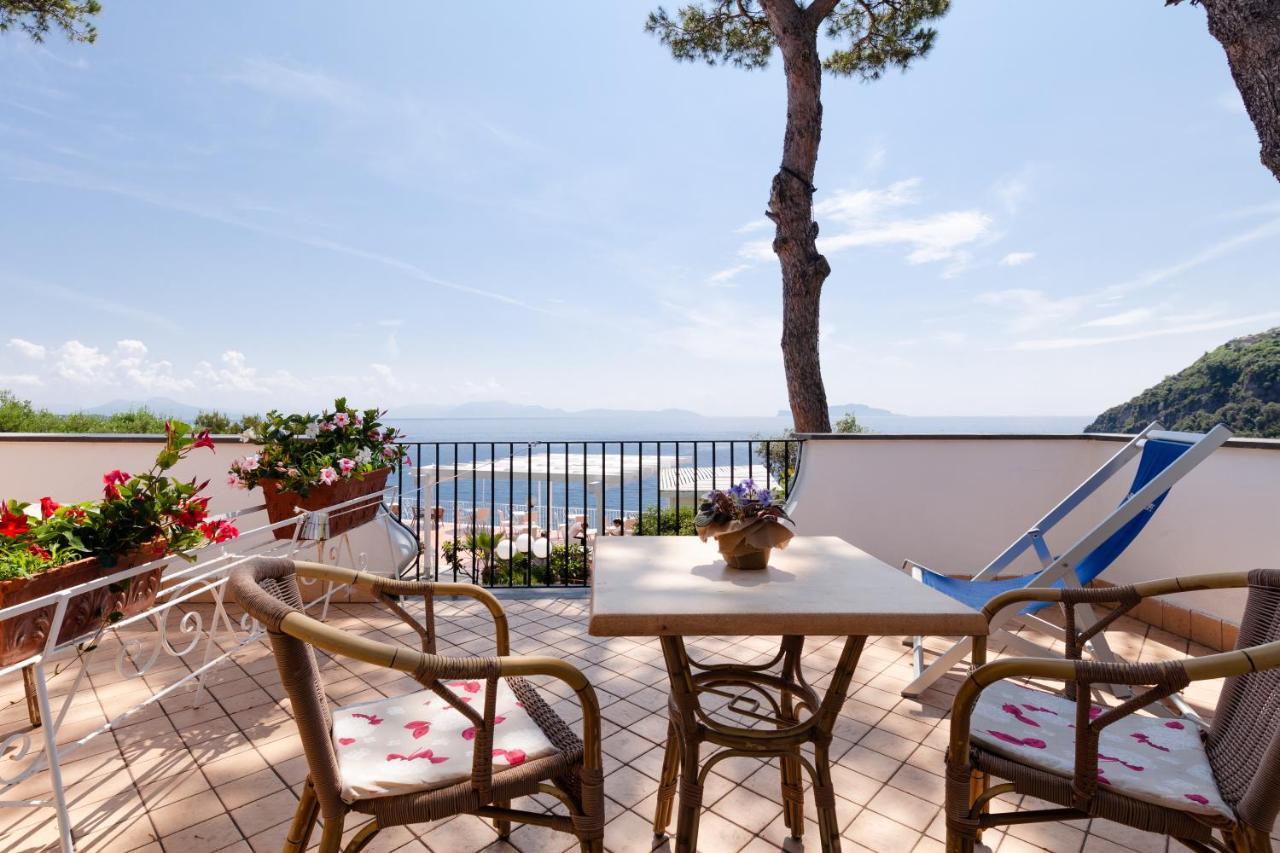 Hotel Don Felipe イスキア島 エクステリア 写真