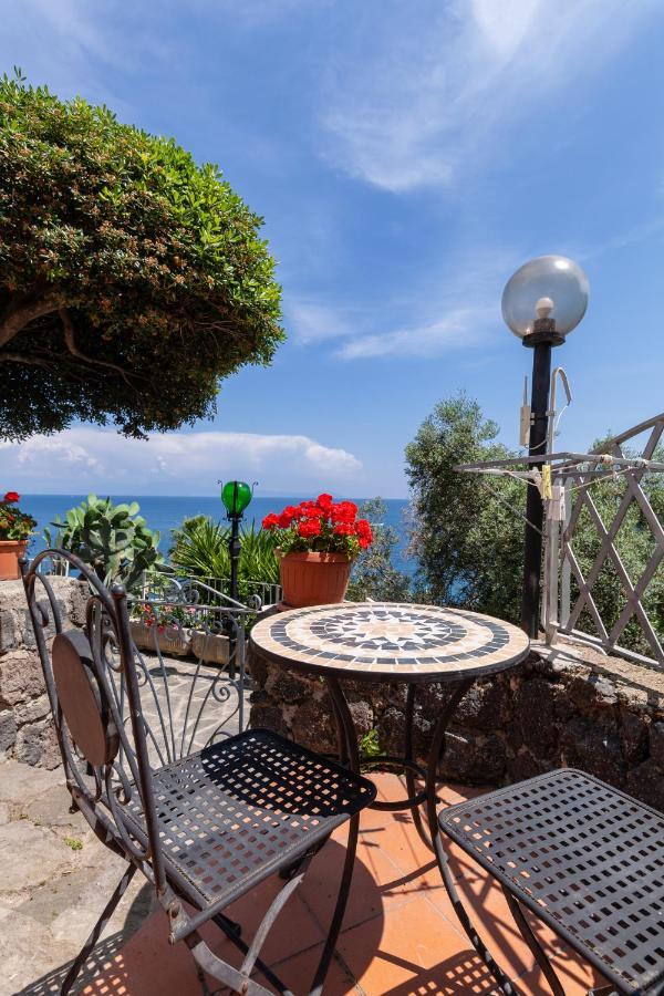Hotel Don Felipe イスキア島 エクステリア 写真