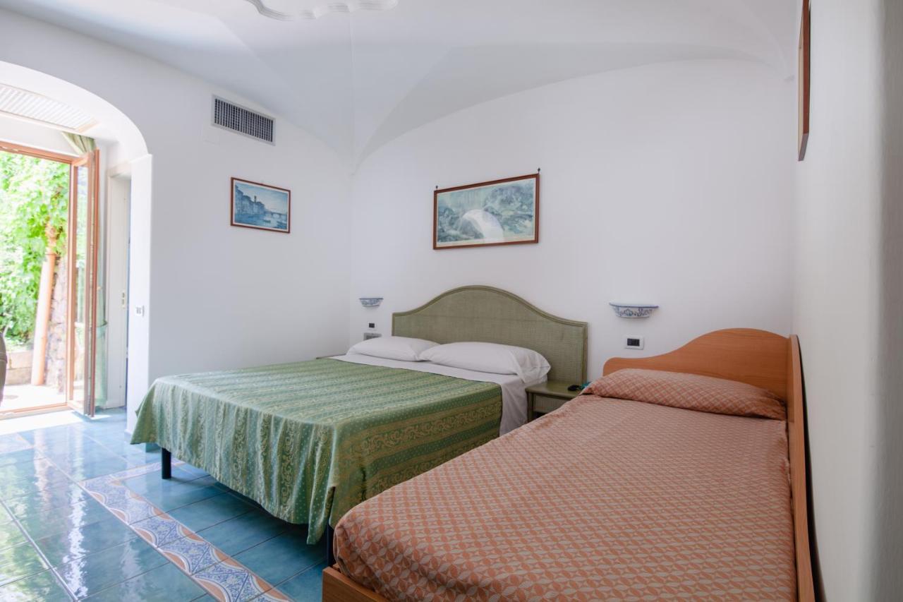 Hotel Don Felipe イスキア島 エクステリア 写真