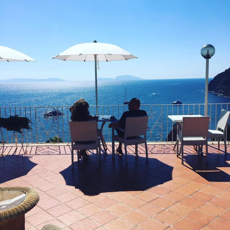 Hotel Don Felipe イスキア島 エクステリア 写真